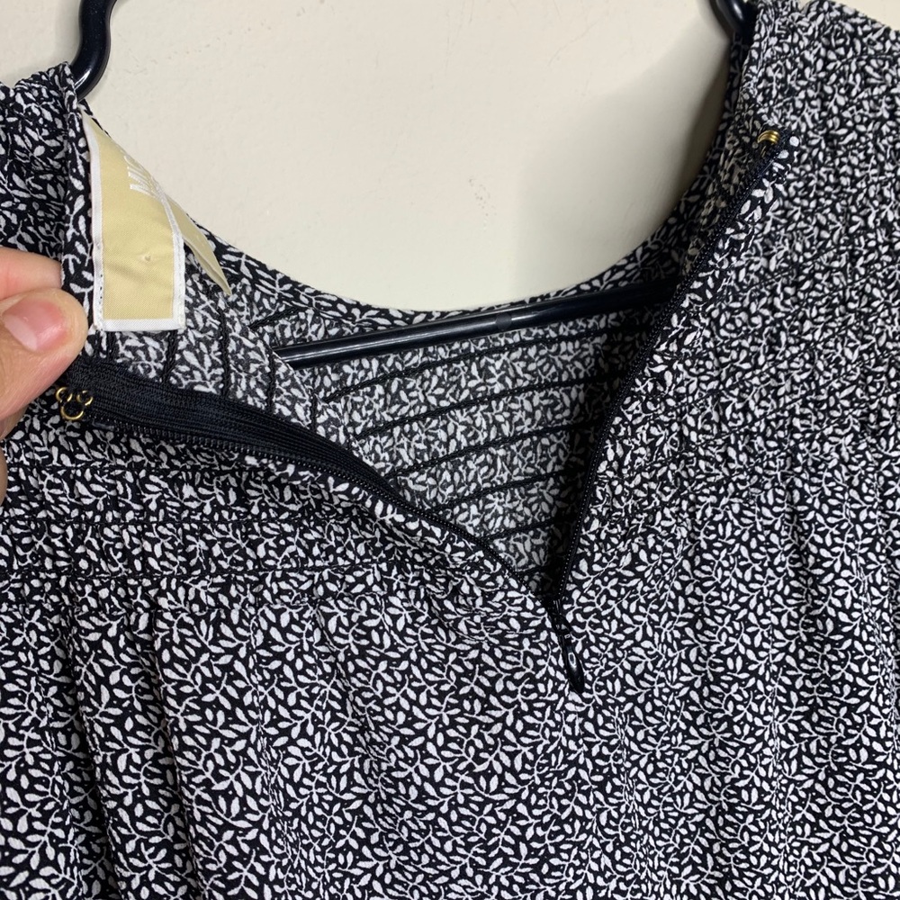 Michael Kors Long Sleeve - Picture 14 of 14